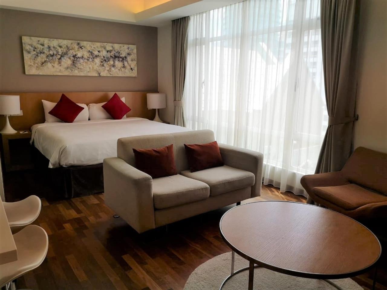 Cormar Suites Kuala Lumpur Szoba fotó