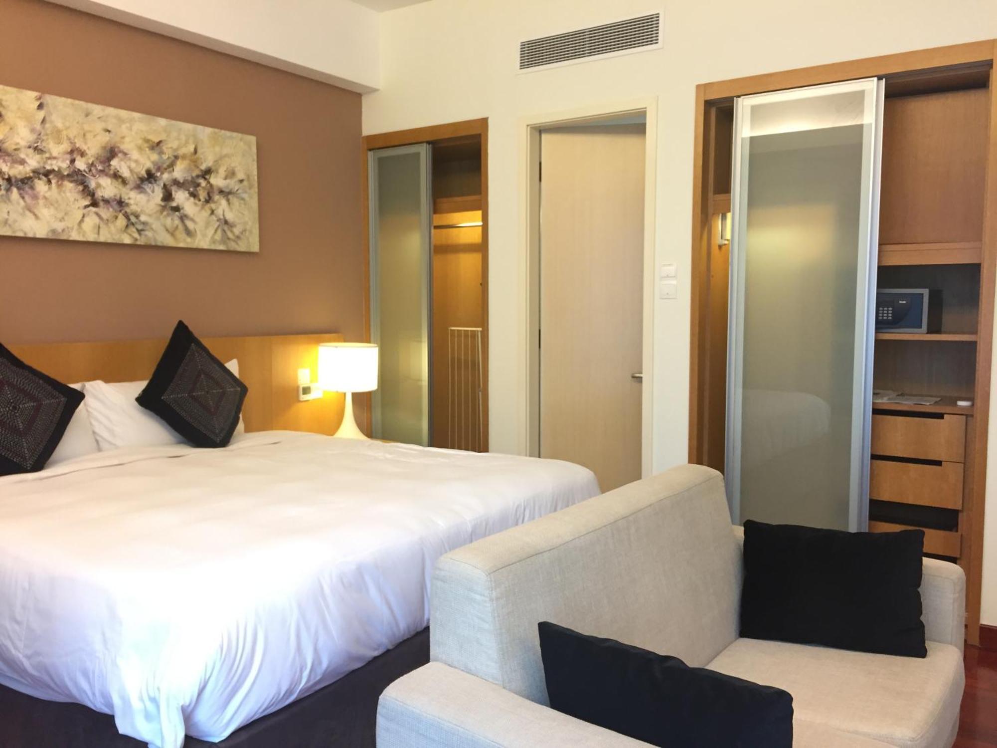 Cormar Suites Kuala Lumpur Szoba fotó